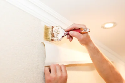 Pose de papier peint à Dommartin — revêtements muraux et toiles de verre
